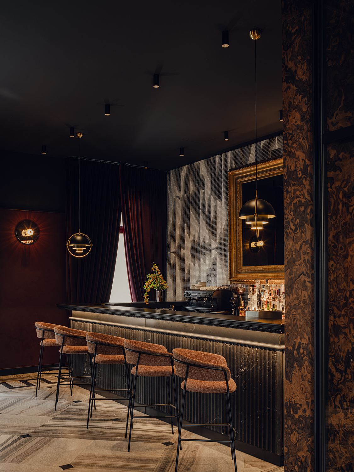 Cocktail Bar w Flaner Hotel