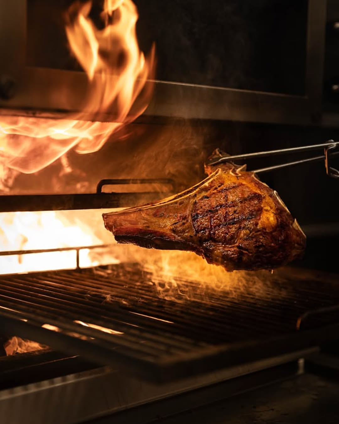 Stek przygotowywany na grillu