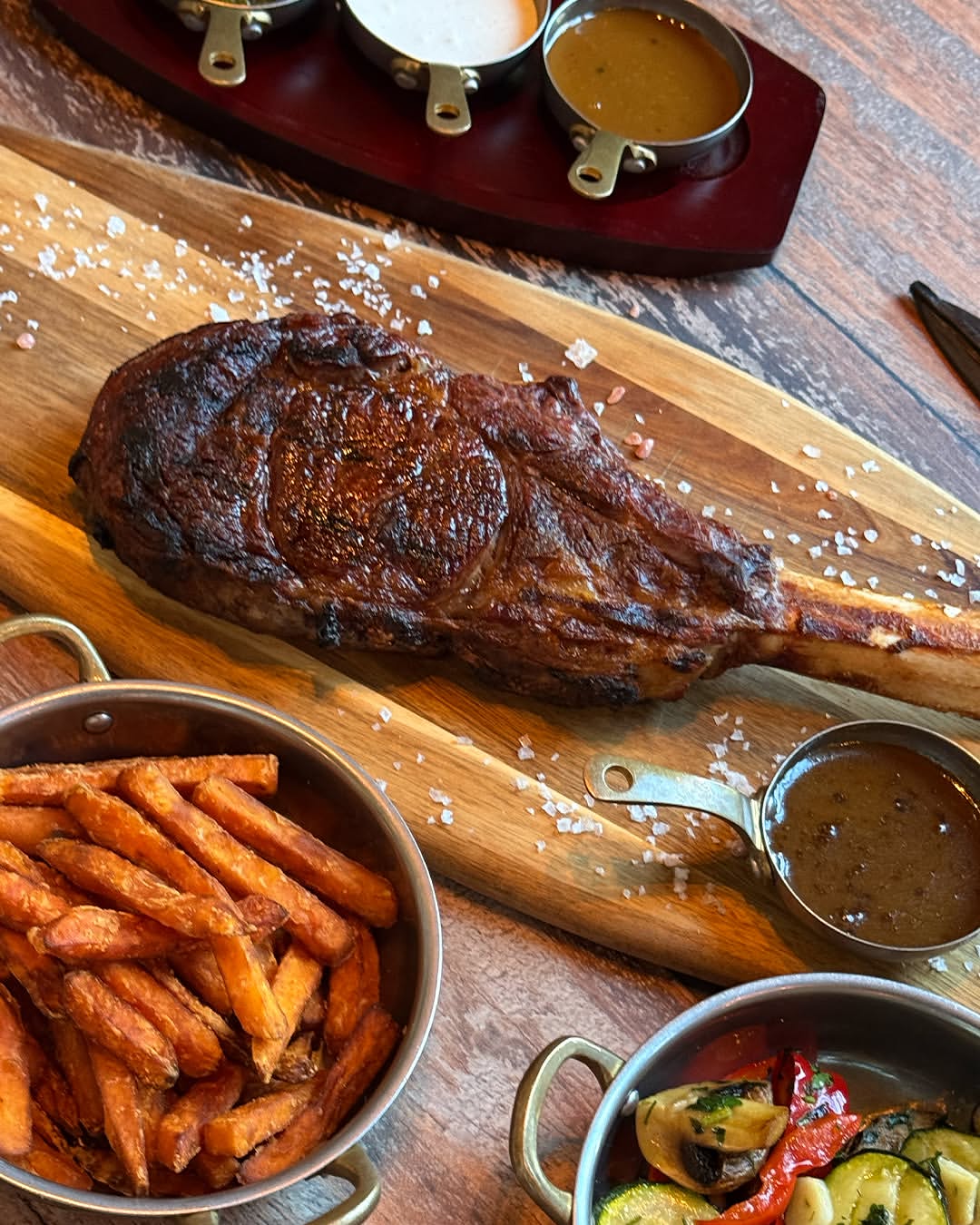Stek z frytkami w restauracji Puerto Madero