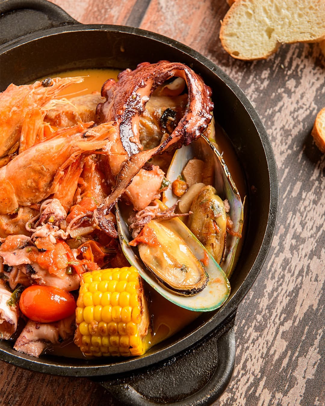 Półmisek owoców morza w restauracji Puerto Madero